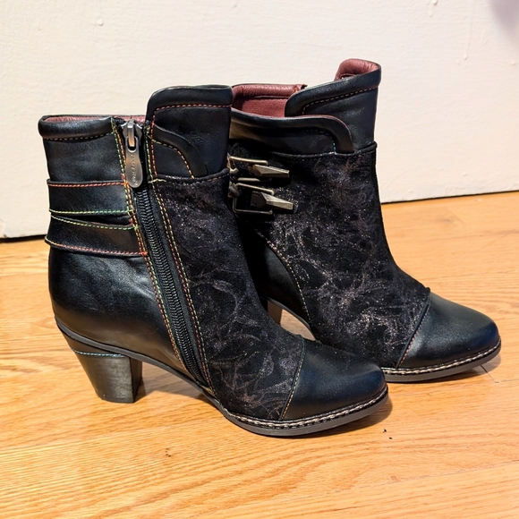 L'Artiste leather and fabric black and metallic ankle boots, 36 B (size 6) - Picture 2 of 8